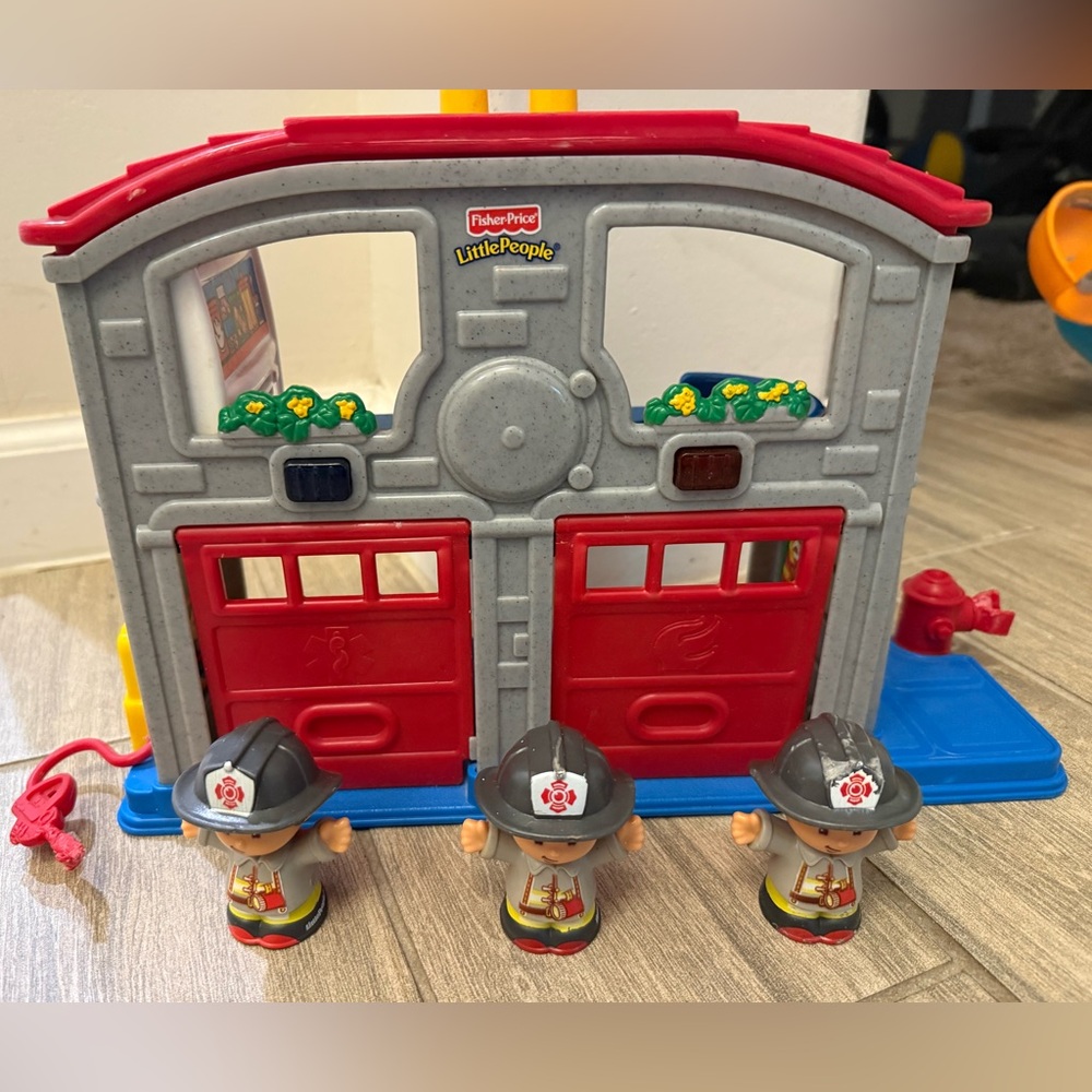 Fisher-Price Little People Firehouse with Red and Gray